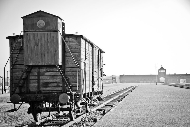 train on Auschwitz tour