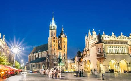 Trip to Krakow: don't miss the Main Square!